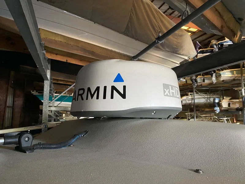 Slide: The Image of Grady-White Gulfstream 232 2019 - 29