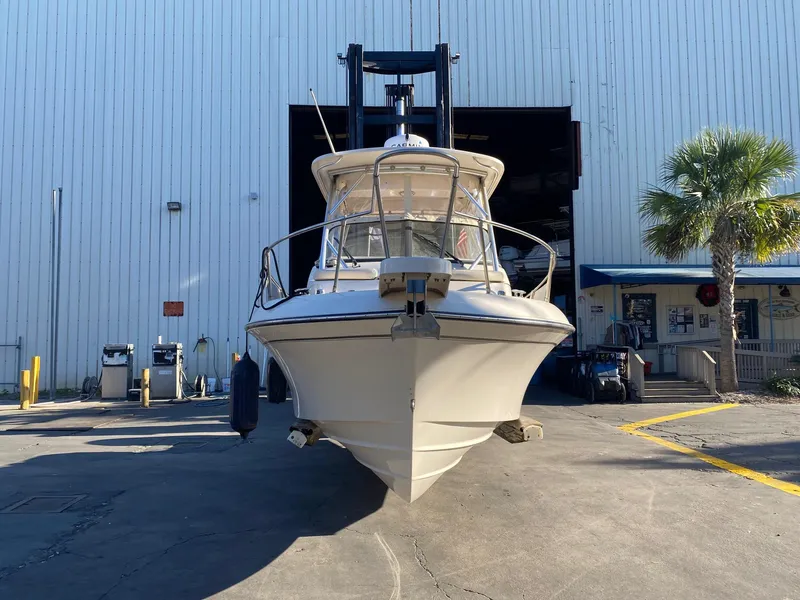 Slide: The Image of Grady-White Gulfstream 232 2019 - 3