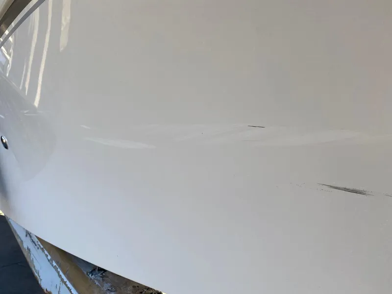 Slide: The Image of Grady-White Gulfstream 232 2019 - 37