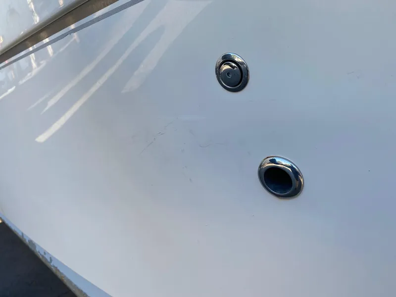 Slide: The Image of Grady-White Gulfstream 232 2019 - 38