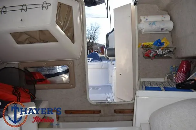 Slide: The Image of Seaswirl 2301 Walkaround 2004 - 24