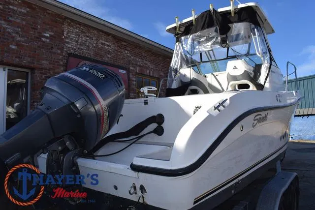 Slide: The Image of Seaswirl 2301 Walkaround 2004 - 45