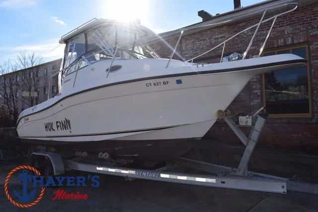 Slide: The Image of Seaswirl 2301 Walkaround 2004 - 46