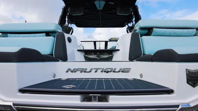 Slide: The Image of Nautique Super Air Nautique G23 Paragon 2023 - 3