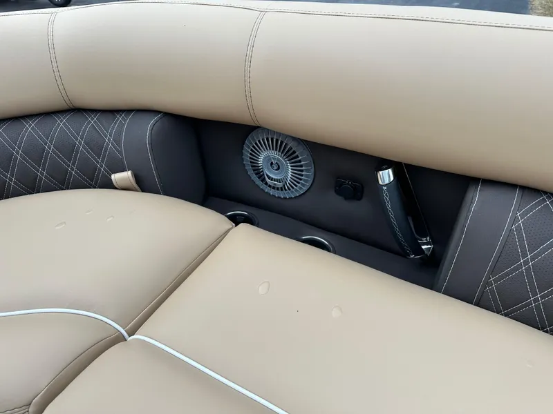 Slide: The Image of Barletta L25U 2025 - 23