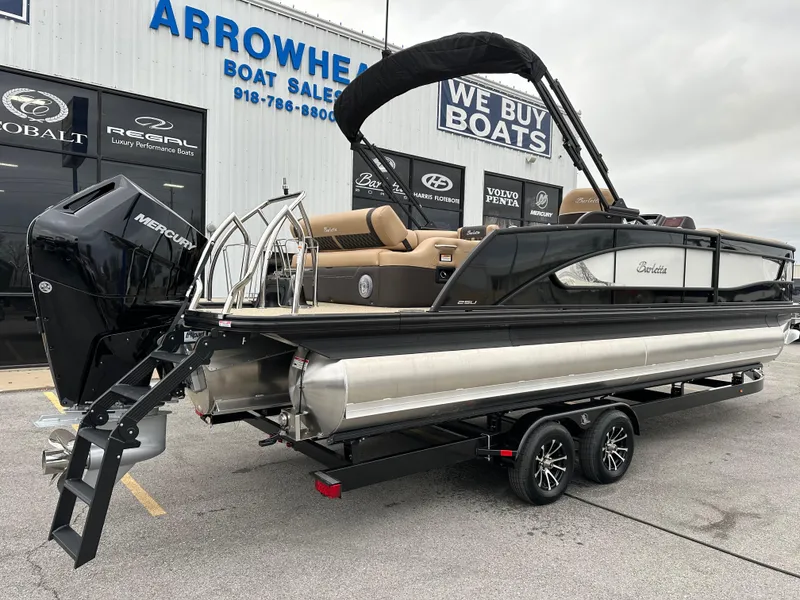 Slide: The Image of Barletta L25U 2025 - 7