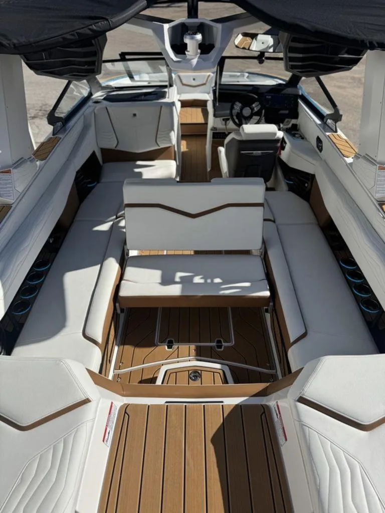 Slide: The Image of Nautique Super Air Nautique G25 2025 - 20
