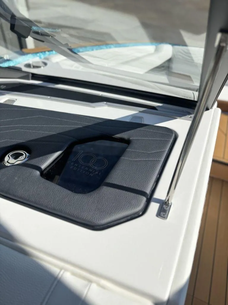 Slide: The Image of Nautique Super Air Nautique G25 2025 - 8