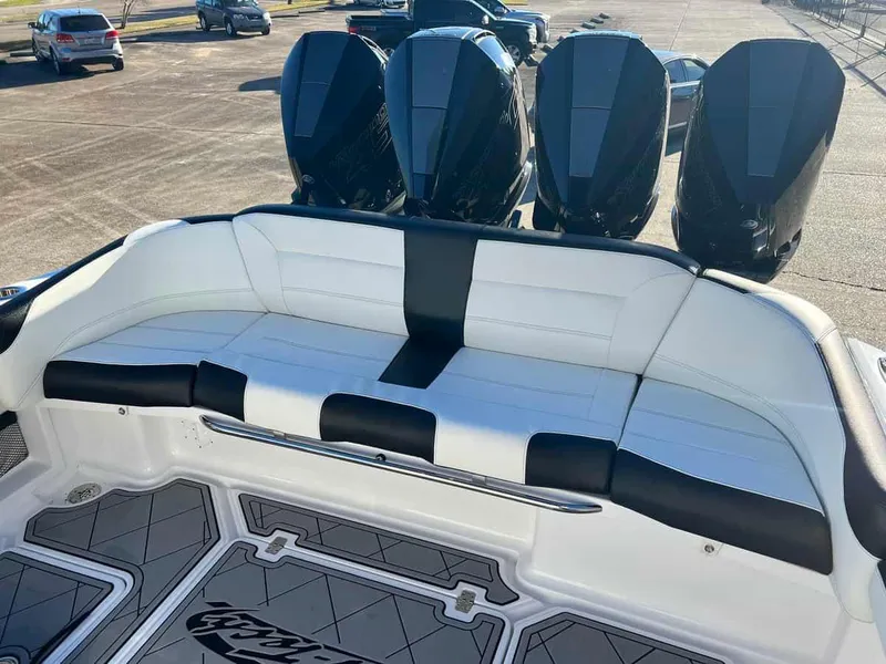 Slide: The Image of Nor-Tech 390 Sport with Trailer 2022 - 11