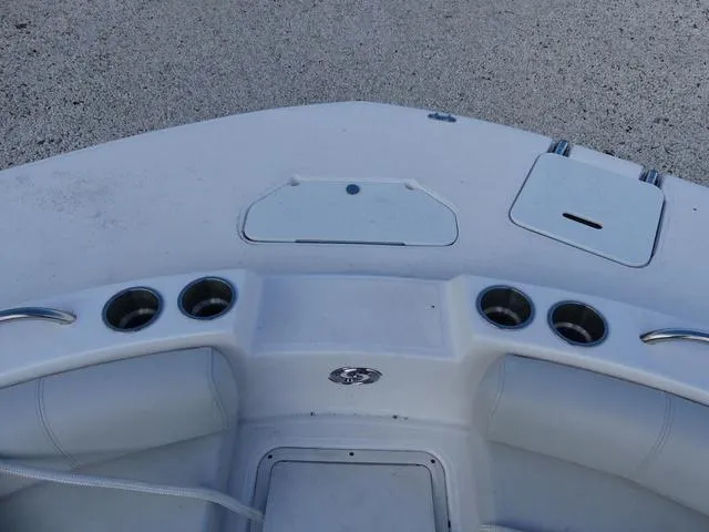 Slide: The Image of Hurricane SunDeck Sport 188 OB 2022 - 15