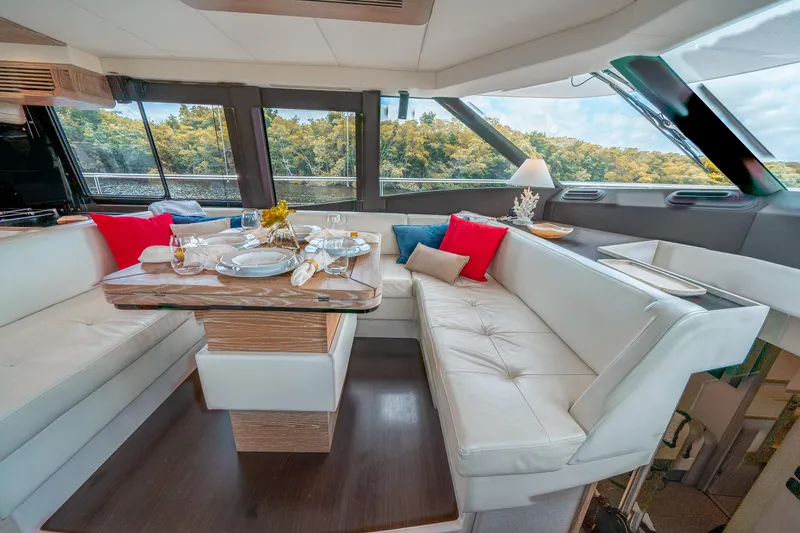 Slide: The Image of Azimut Magellano 53 2018 - 58