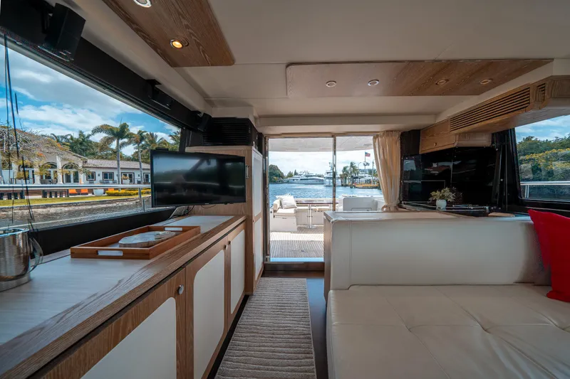 Slide: The Image of Azimut Magellano 53 2018 - 60