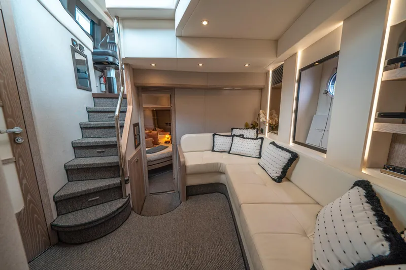 Slide: The Image of Azimut Magellano 53 2018 - 66