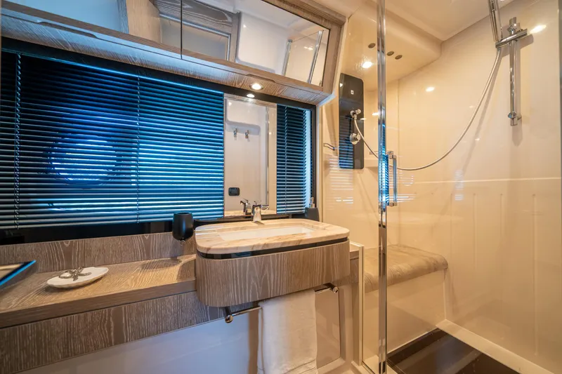 Slide: The Image of Azimut Magellano 53 2018 - 70