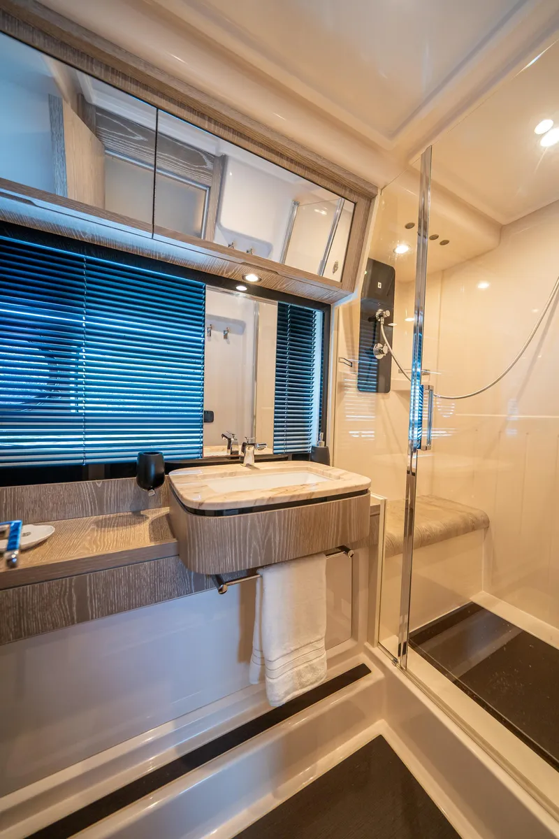 Slide: The Image of Azimut Magellano 53 2018 - 71