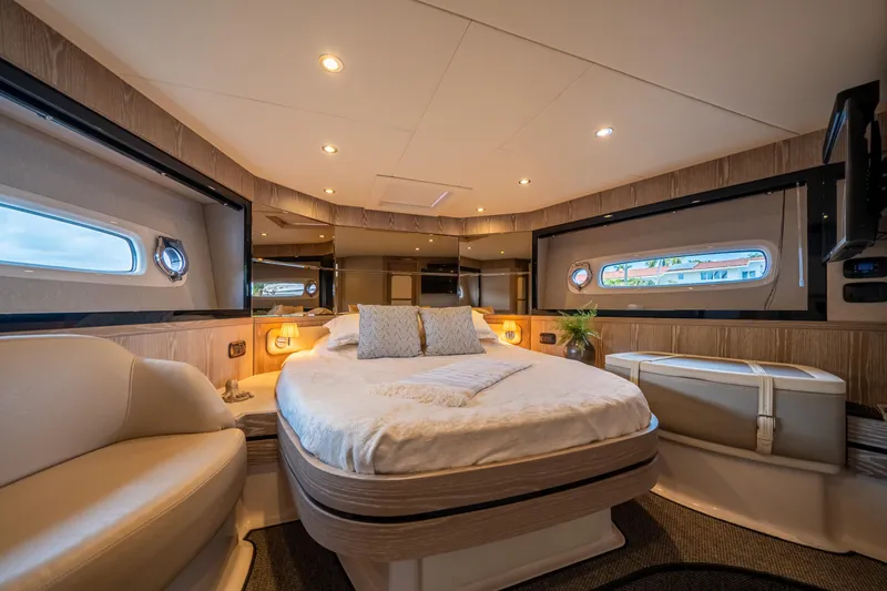 Slide: The Image of Azimut Magellano 53 2018 - 75