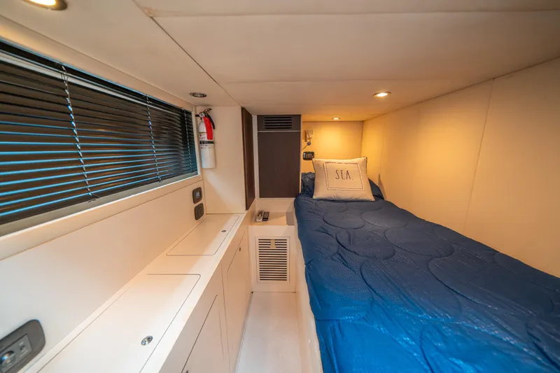 Slide: The Image of Azimut Magellano 53 2018 - 82