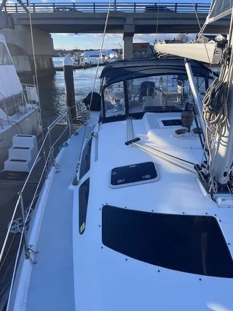 Slide: The Image of Hunter 410 2001 - 61