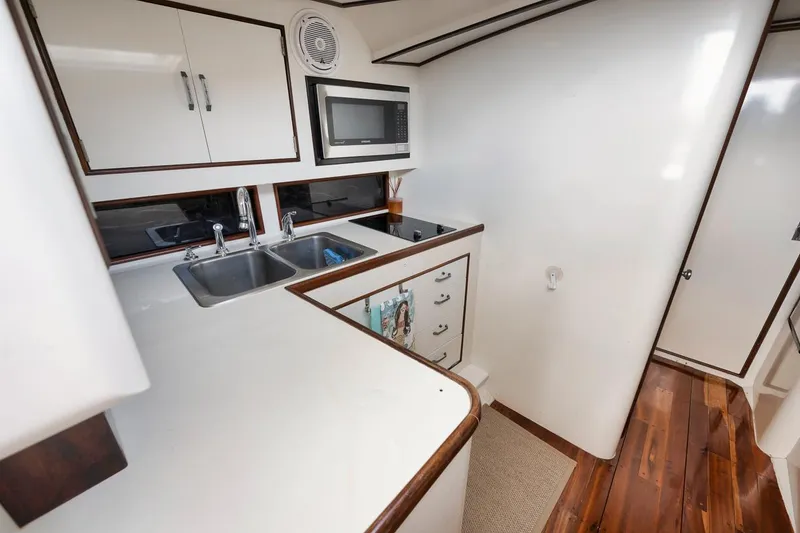 Slide: The Image of Billy Knowles 40 Express - Galley - 31