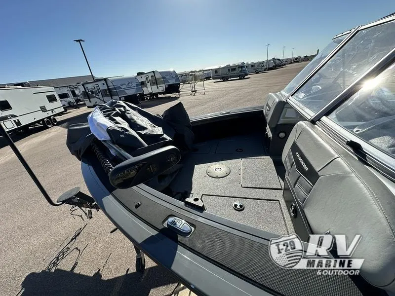 Slide: The Image of 2018 Targa 19 boat interior at RV Marine dealership. - 6