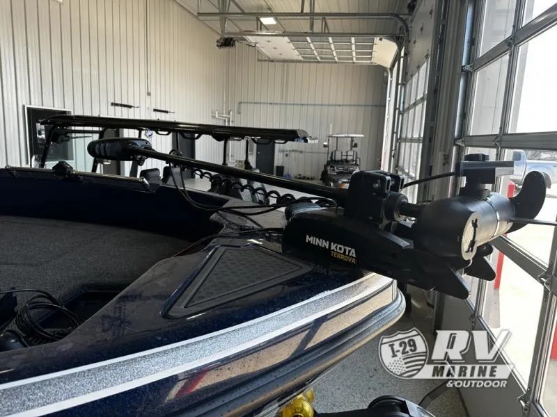 Slide: The Image of 2024 White River ZV19 boat with Minn Kota Terrova motor in a showroom. - 10