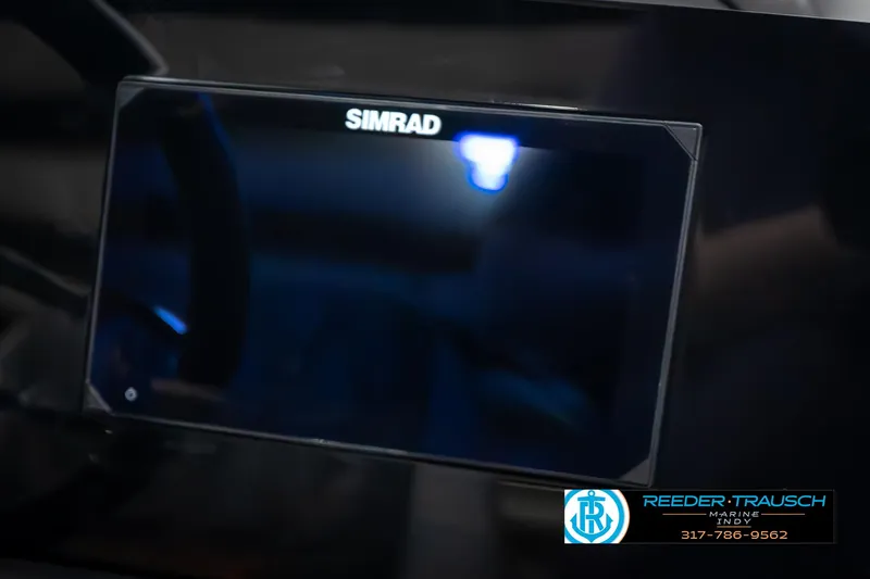 Slide: The Image of Simrad display on 2025 Bennington 23 RSB boat dashboard. - 41