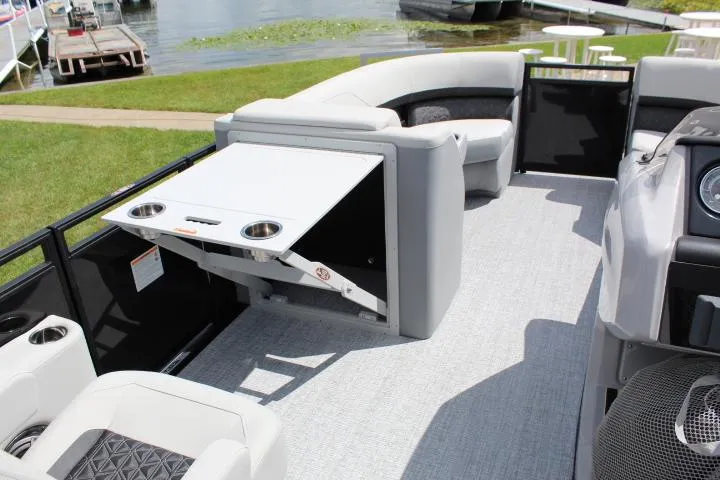 Slide: The Image of 2025 Harris Solstice SLDH - 20