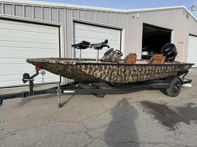 Slide: The Image of Avid 18 Vertex 2025 - 2