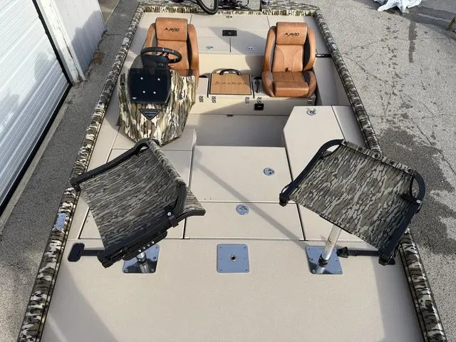 Slide: The Image of Avid 18 Vertex 2025 - 8