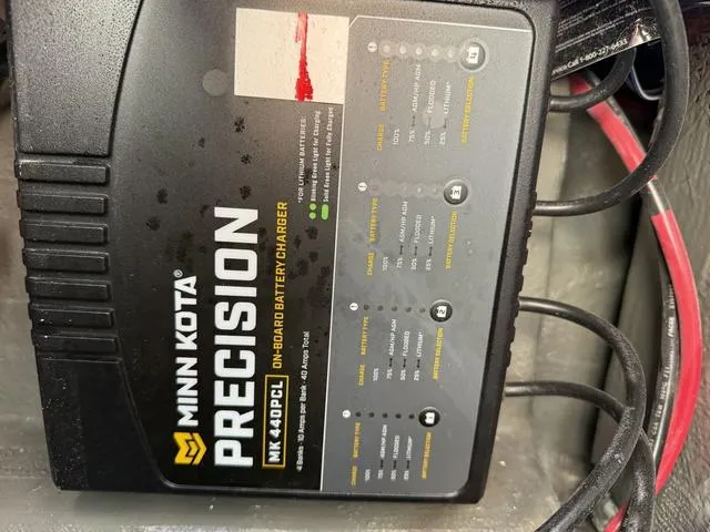 Slide: The Image of Phoenix Bass Boat 721 ZXL 2025 - 22