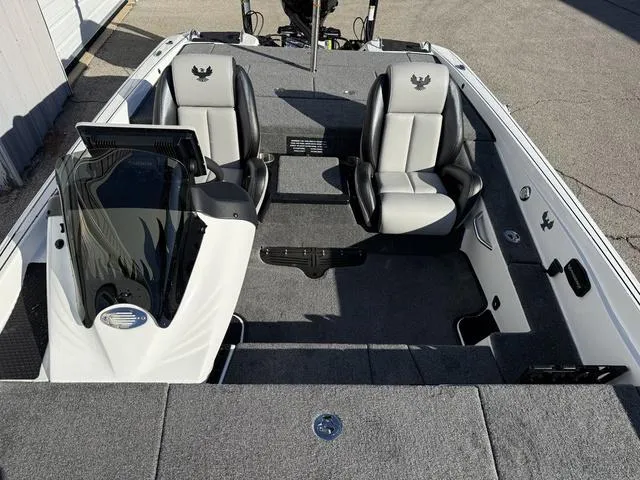 Slide: The Image of 2025 Phoenix 721 ZXL boat interior with dual seats and sleek design. - 15