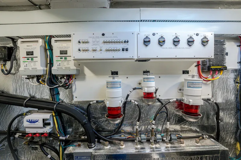 Slide: The Image of Cruisers Yachts 50 Cantius 2018 - 59