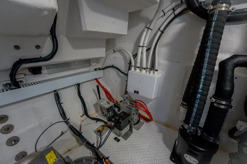 Slide: The Image of Cruisers Yachts 50 Cantius 2018 - 60