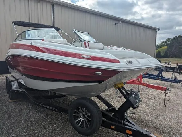 Slide: The Image of Crownline Boats Eclipse E235 2024 - 25