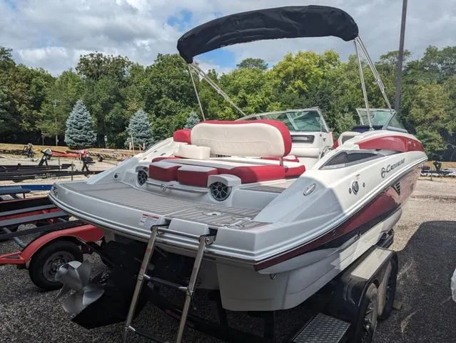 Slide: The Image of Crownline Boats Eclipse E235 2024 - 3