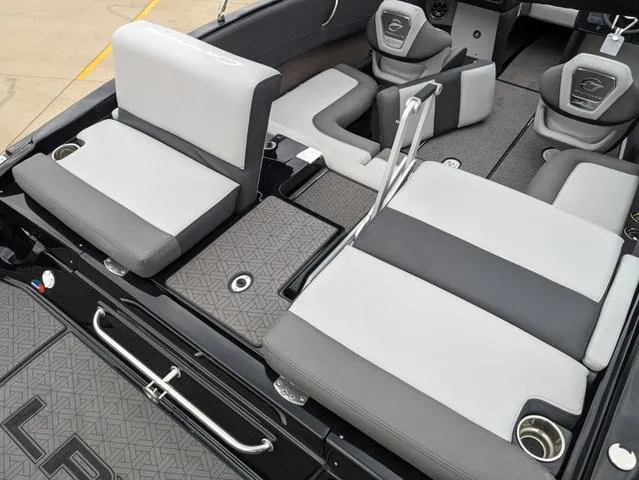 Slide: The Image of Crownline Boats 240 SS LPX 2024 - 10