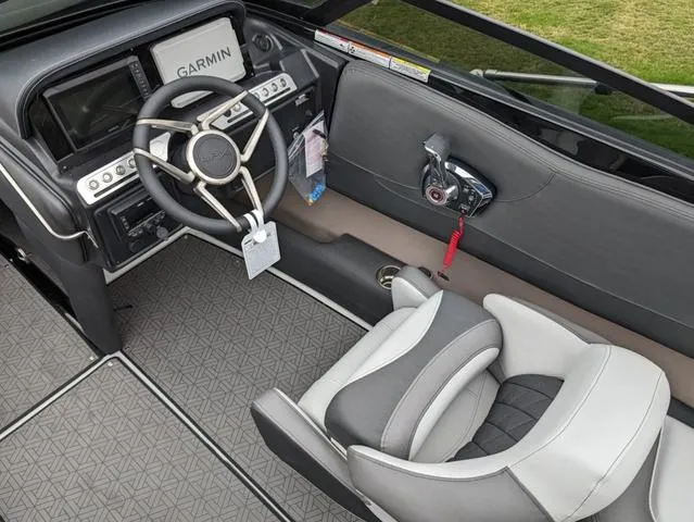 Slide: The Image of Crownline Boats 240 SS LPX 2024 - 12