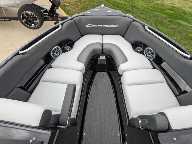 Slide: The Image of Crownline Boats 240 SS LPX 2024 - 16