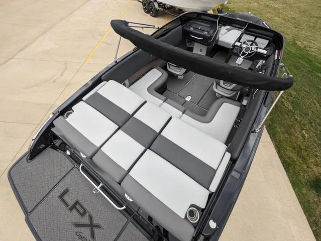 Slide: The Image of Crownline Boats 240 SS LPX 2024 - 6