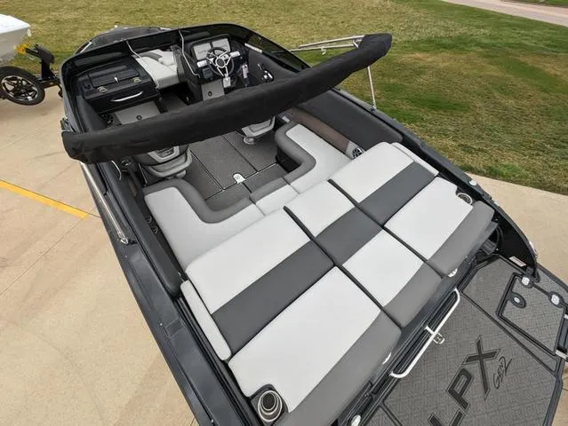 Slide: The Image of Crownline Boats 240 SS LPX 2024 - 7