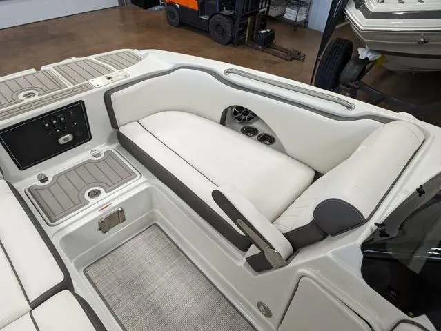 Slide: The Image of Crownline Boats E210 XS 2024 - 13