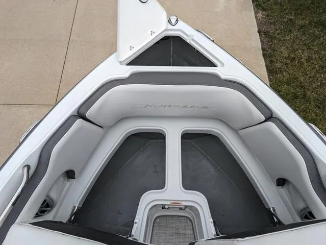 Slide: The Image of Crownline Boats 260 SS 2024 - 18