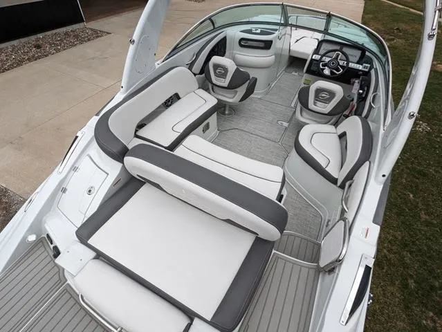 Slide: The Image of Crownline Boats 260 SS 2024 - 5