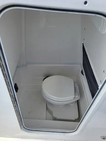 Slide: The Image of NauticStar 252 Legacy 2025 - 19