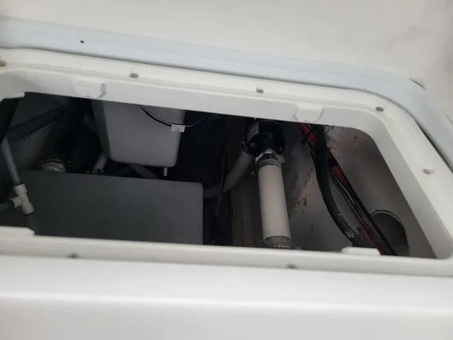 Slide: The Image of NauticStar 252 Legacy 2025 - 22