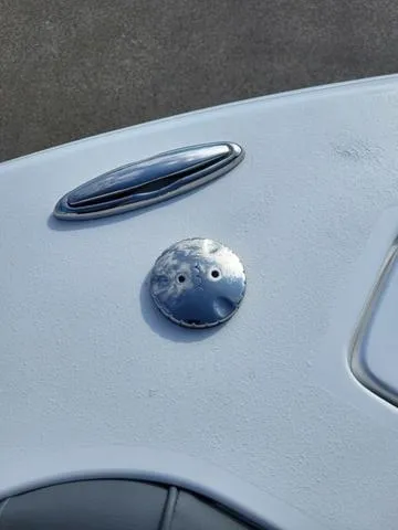 Slide: The Image of NauticStar 252 Legacy 2025 - 44