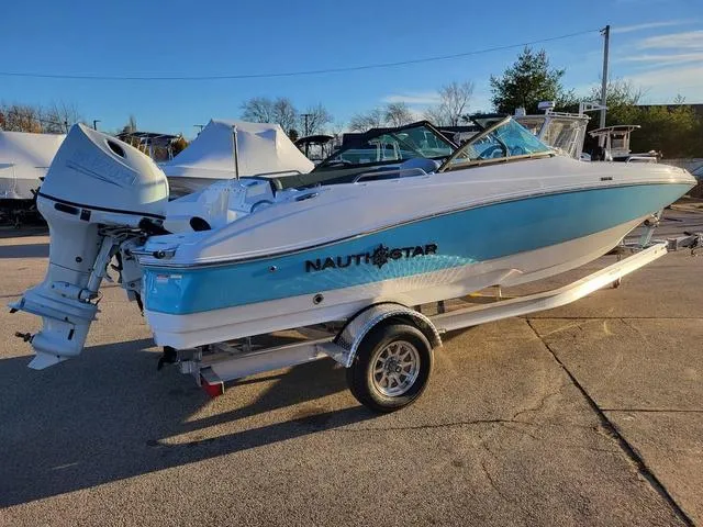 Slide: The Image of NauticStar 203DC 2025 - 4