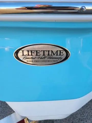 Slide: The Image of NauticStar 203DC 2025 - 45