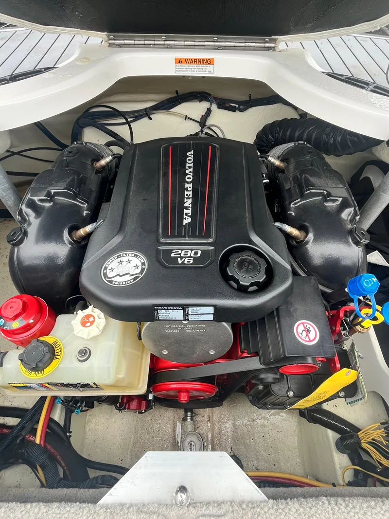 Slide: The Image of 2017 Monterey 224FS boat engine, Volvo Penta 280 V6, detailed view. - 7