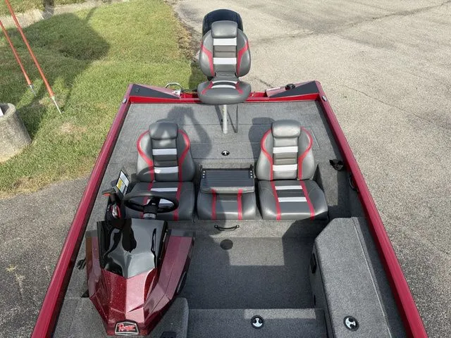 Slide: The Image of Ranger RT178 2024 - 8